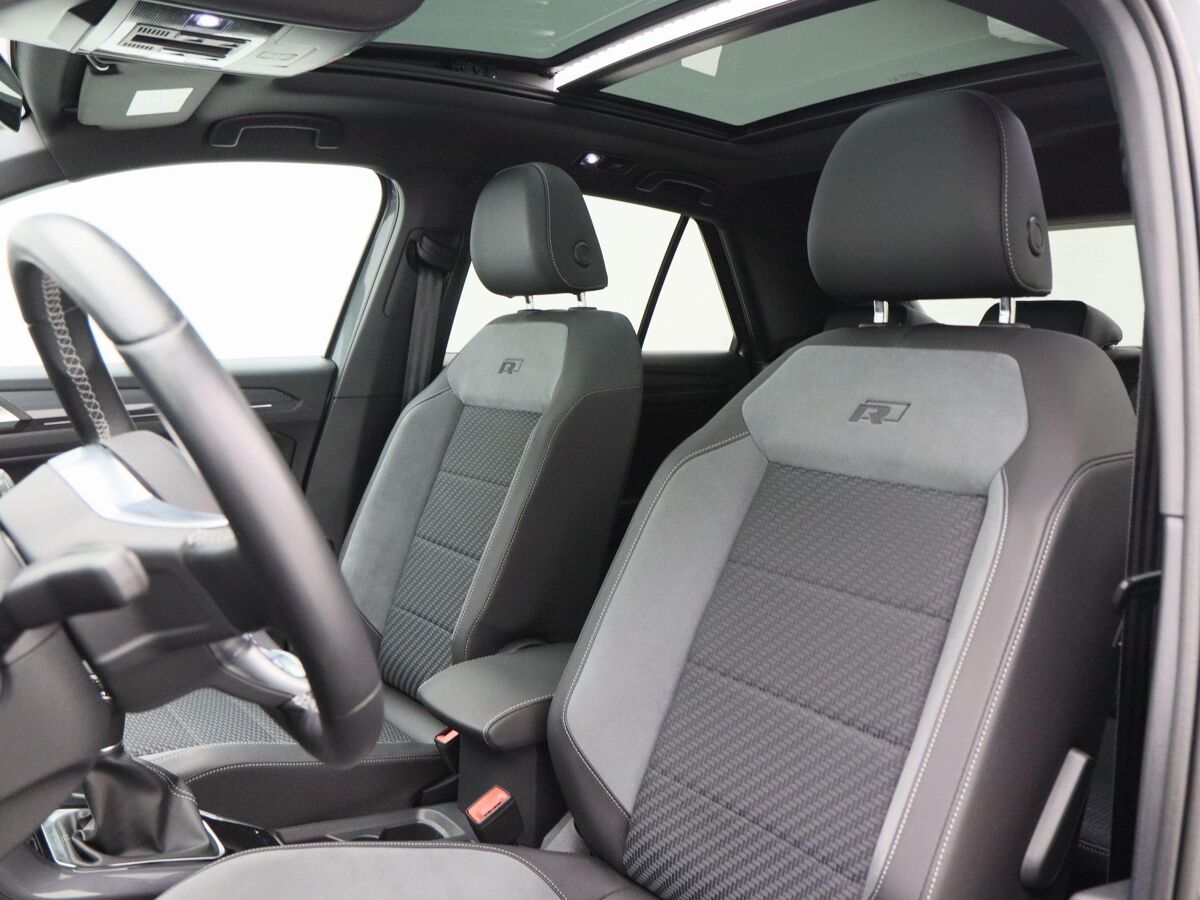 Volkswagen T-Roc 1.5 TSi 150 Pk R-Line | Full LED | Panoramadak | Trekhaak | 19 Inch | Camera | Adaptive Cruise Controle | 12.139 Km!!