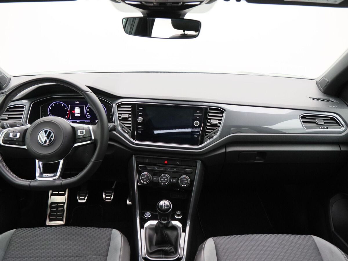 Volkswagen T-Roc 1.5 TSi 150 Pk R-Line | Full LED | Panoramadak | Trekhaak | 19 Inch | Camera | Adaptive Cruise Controle | 12.139 Km!!