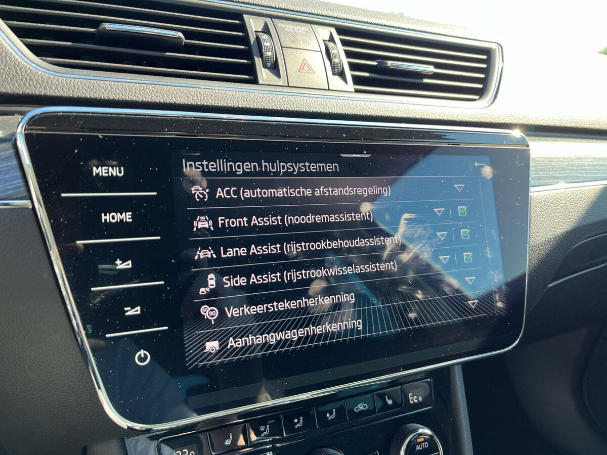 Škoda Superb Combi 1.4 TSI iV Business Edition Plus | PHEV | 218Pk | Trekhaak | Leder | ACC | 360 camera |