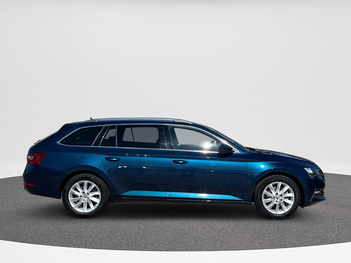 Škoda Superb Combi 1.4 TSI iV Business Edition Plus | PHEV | 218Pk | Trekhaak | Leder | ACC | 360 camera |