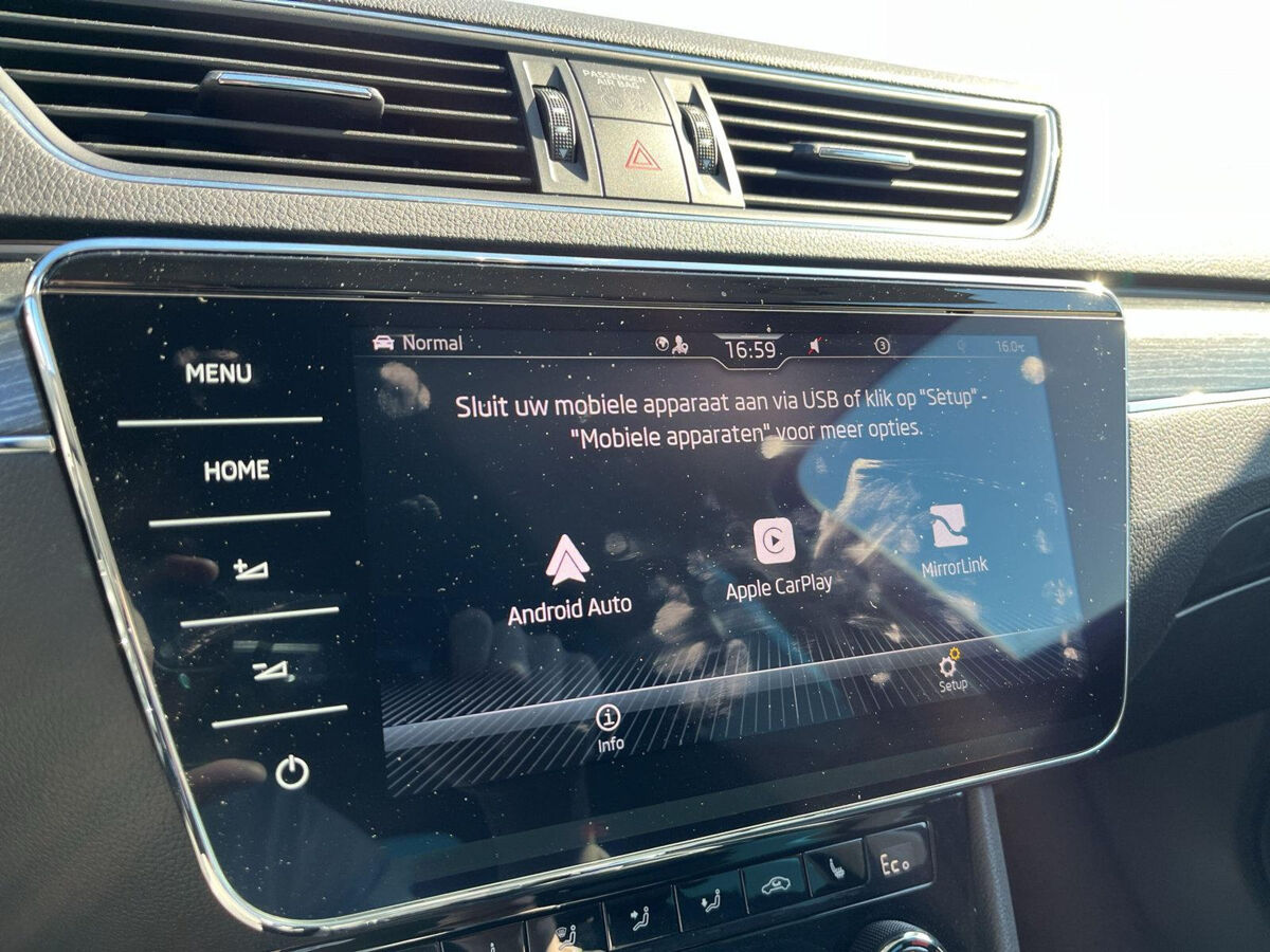 Škoda Superb Combi 1.4 TSI iV Business Edition Plus | PHEV | 218Pk | Trekhaak | Leder | ACC | 360 camera |