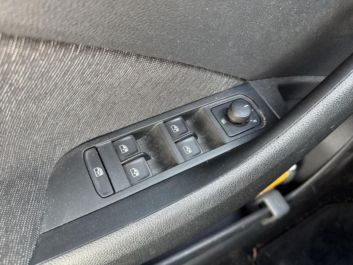 Škoda Scala 1.0 TSI First Edition | 115 Pk | Pano dak | Trekhaak | Clima | Cruise | Pdc |