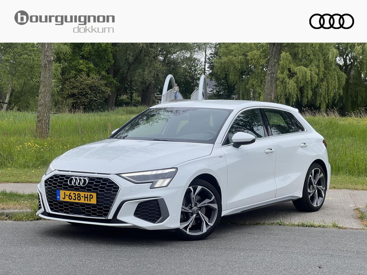 Audi A3 Sportback 35 TFSI S edition 150Pk |S line | Leder | Clima | A-Camera | PDC |