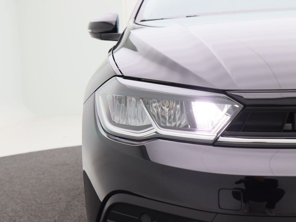 Volkswagen Polo 1.0 TSi Life | Airco | Adaptive Cruise | 15 Inch | CarPlay | 20.080 Km!!