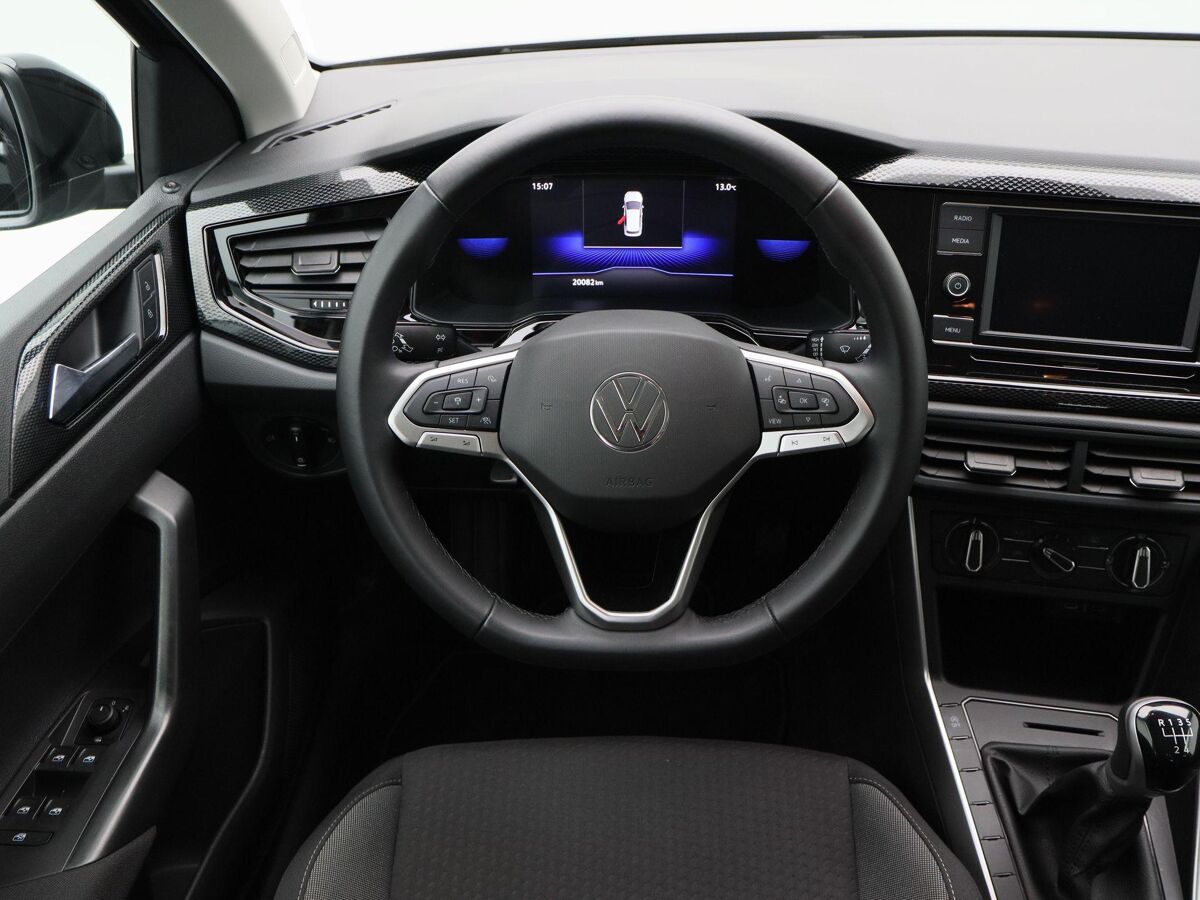 Volkswagen Polo 1.0 TSi Life | Airco | Adaptive Cruise | 15 Inch | CarPlay | 20.080 Km!!