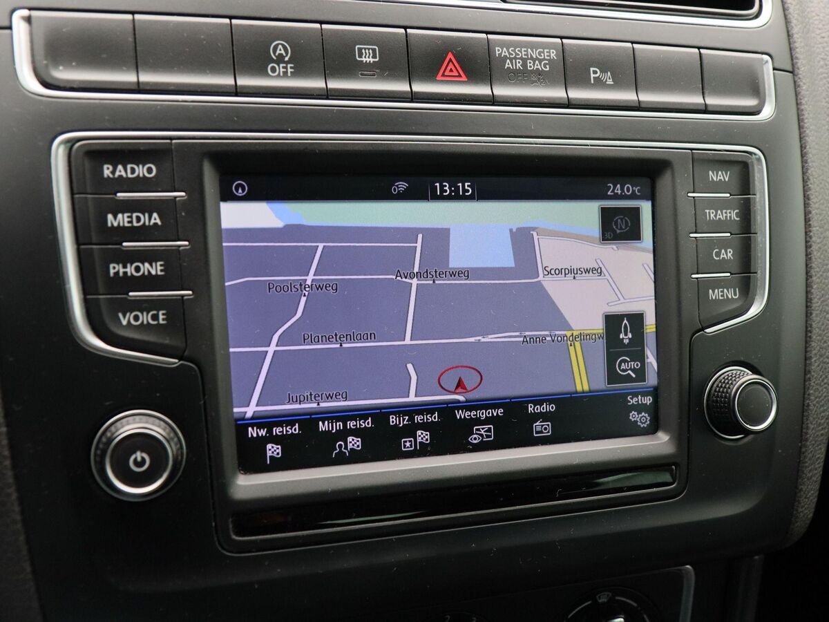 Volkswagen Polo 1.2 TSi 90 Pk R-Line | Airco | Cruise Control | Parkeersensoren | Navigatie | Carplay | Privacy Glass