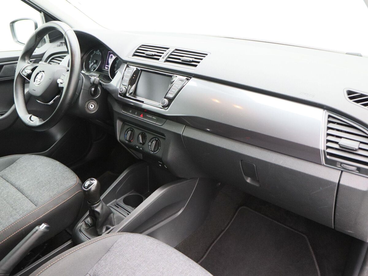 Škoda Fabia Combi 1.0 TSi Business Edition | Airco | Cruise Control | Parkeersensoren | Navigatie | Carplay | 50.744 Km!!