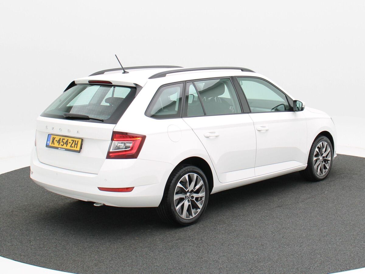 Škoda Fabia Combi 1.0 TSi Business Edition | Airco | Cruise Control | Parkeersensoren | Navigatie | Carplay | 50.744 Km!!
