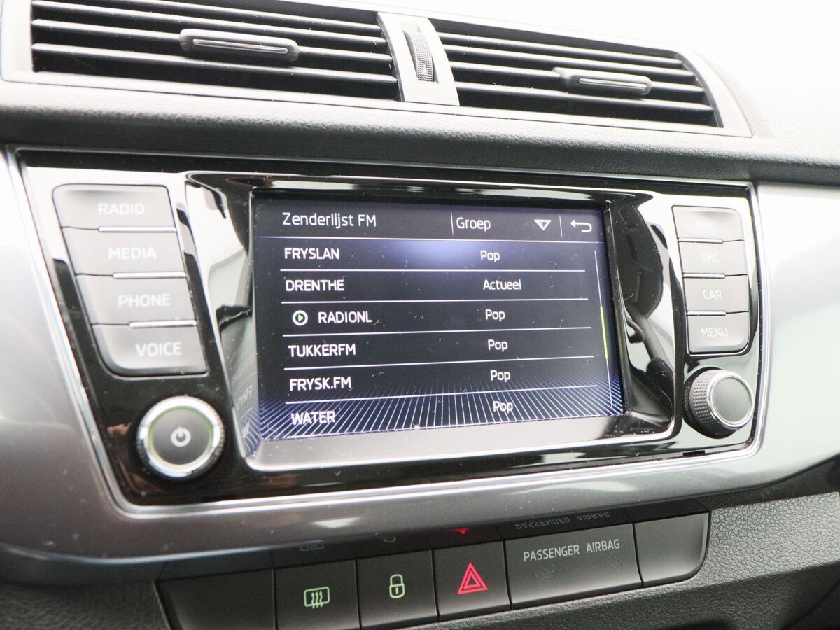 Škoda Fabia Combi 1.0 TSi Business Edition | Airco | Cruise Control | Parkeersensoren | Navigatie | Carplay | 50.744 Km!!