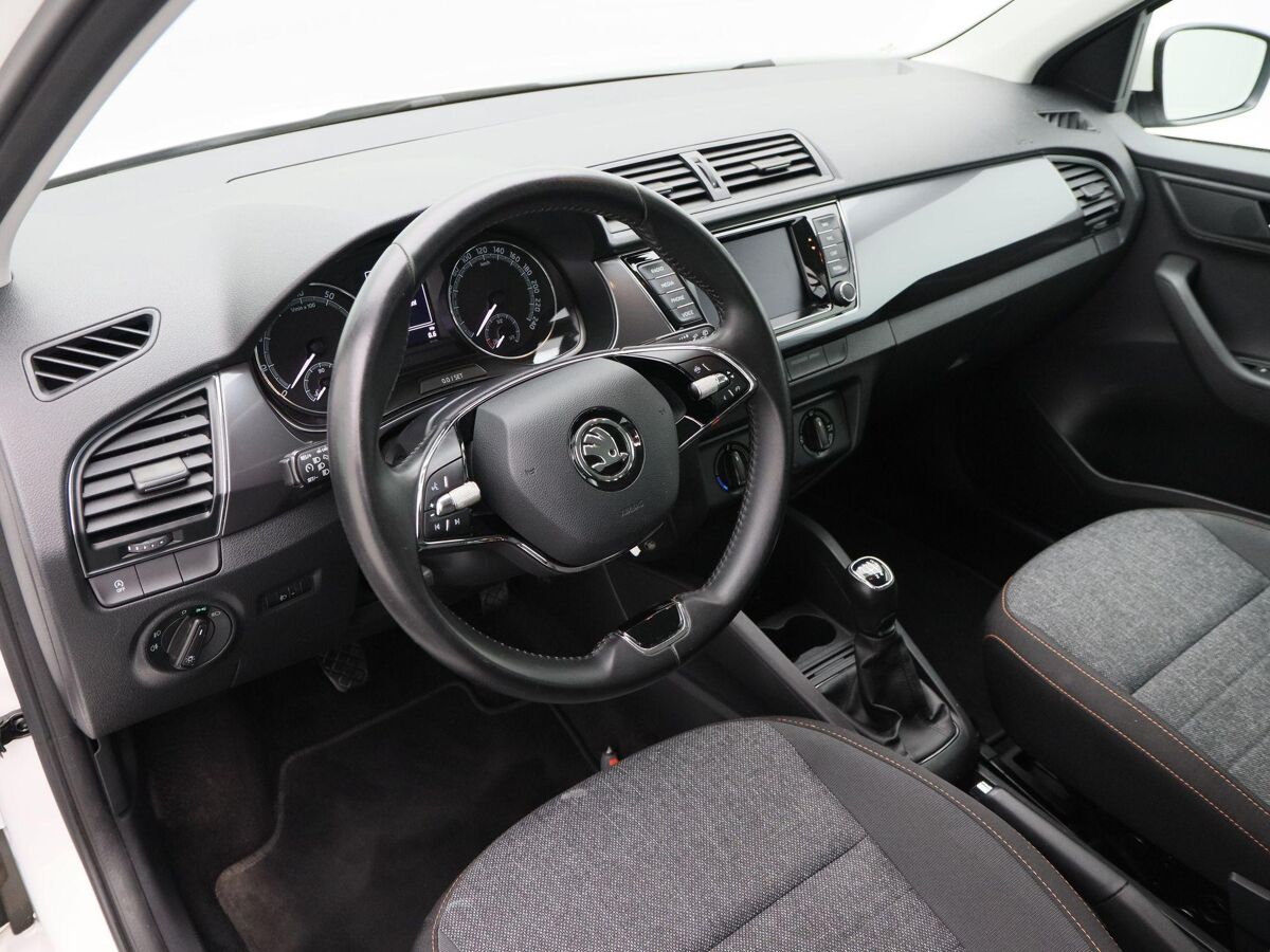 Škoda Fabia Combi 1.0 TSi Business Edition | Airco | Cruise Control | Parkeersensoren | Navigatie | Carplay | 50.744 Km!!