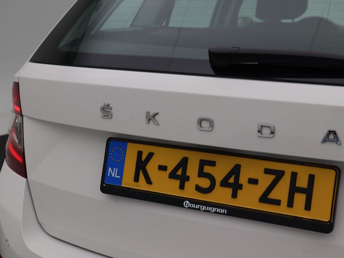 Škoda Fabia Combi 1.0 TSi Business Edition | Airco | Cruise Control | Parkeersensoren | Navigatie | Carplay | 50.744 Km!!