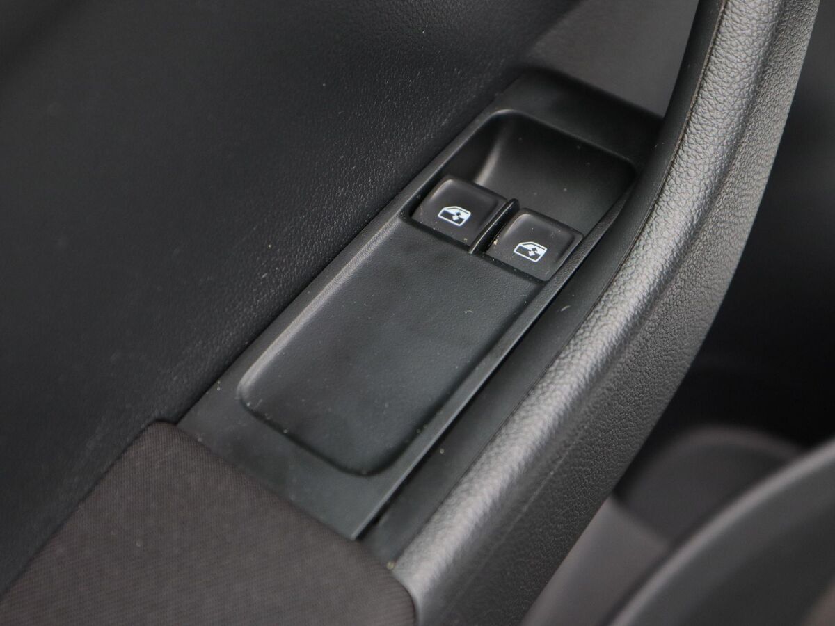 Škoda Fabia Combi 1.0 TSi Business Edition | Airco | Cruise Control | Parkeersensoren | Navigatie | Carplay | 50.744 Km!!