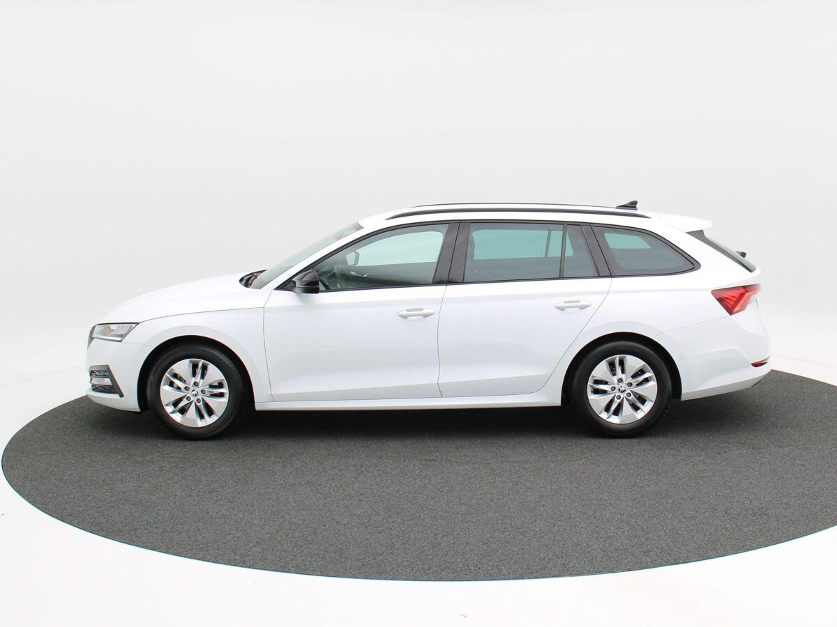 Škoda Octavia Combi 1.0 TSi 110 Pk Sport Business | Adaptive Cruise | Climate Control | Stoelverwarming | Parkeersensoren | Bluetooth | Navigatie | 60.816 Km!!