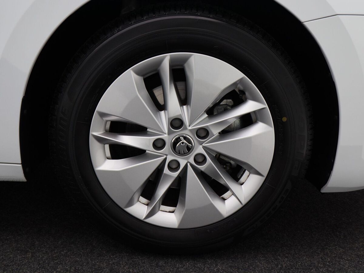 Škoda Octavia Combi 1.0 TSi 110 Pk Sport Business | Adaptive Cruise | Climate Control | Stoelverwarming | Parkeersensoren | Bluetooth | Navigatie | 60.816 Km!!