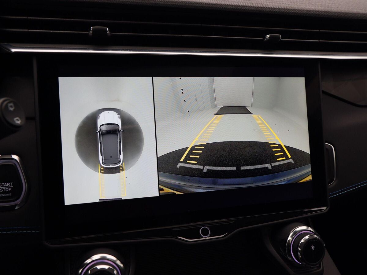 Lynk & Co 01 1.5 Phev 262 Pk Automaat | Full LED | Panoramadak | Zwarte Hemel | 360 Camera | 20 Inch | Stoelverwarming | 19.339 Km!!