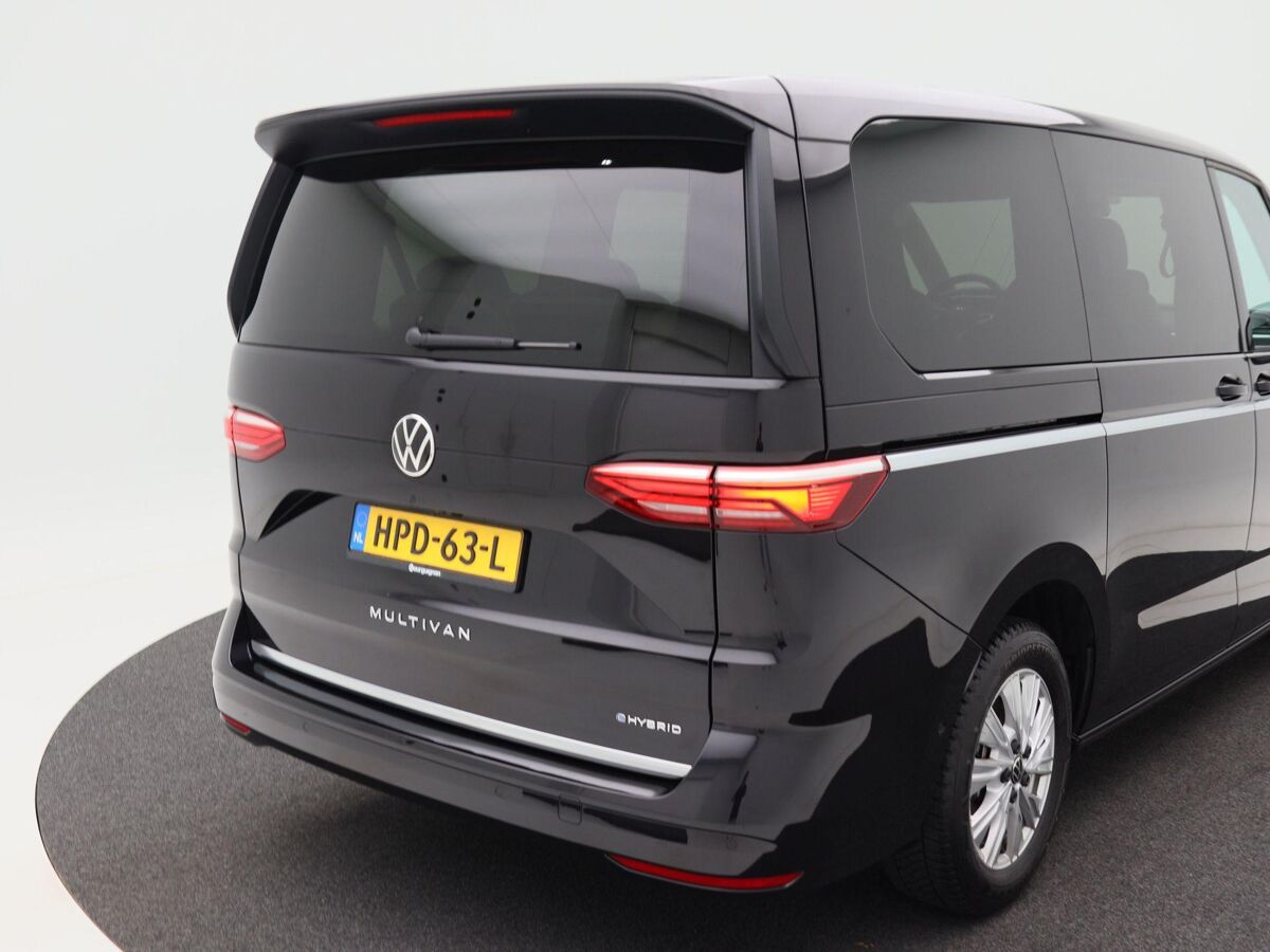 Volkswagen Multivan 1.4 218 Pk eHybrid L2H1 Style 7 Persoons | Full LED | Elektrische Schuifdeuren | Standkachel | Adaptive Cruise | Camera | Leder | 31.421 Km!!