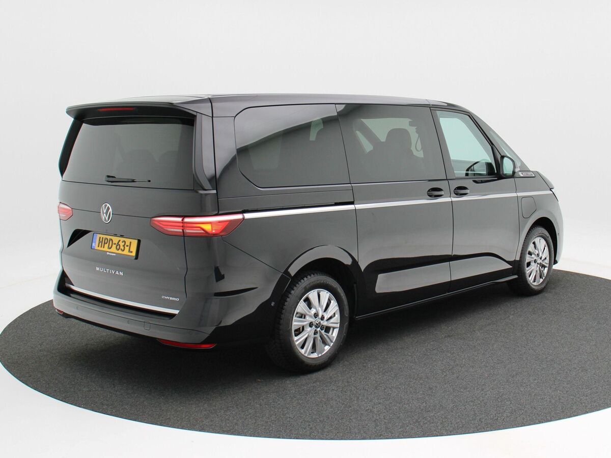 Volkswagen Multivan 1.4 218 Pk eHybrid L2H1 Style 7 Persoons | Full LED | Elektrische Schuifdeuren | Standkachel | Adaptive Cruise | Camera | Leder | 31.421 Km!!