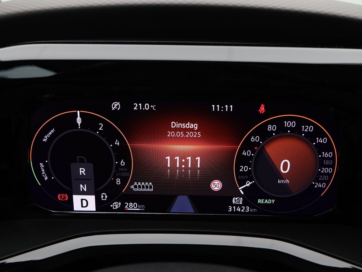 Volkswagen Multivan 1.4 218 Pk eHybrid L2H1 Style 7 Persoons | Full LED | Elektrische Schuifdeuren | Standkachel | Adaptive Cruise | Camera | Leder | 31.421 Km!!