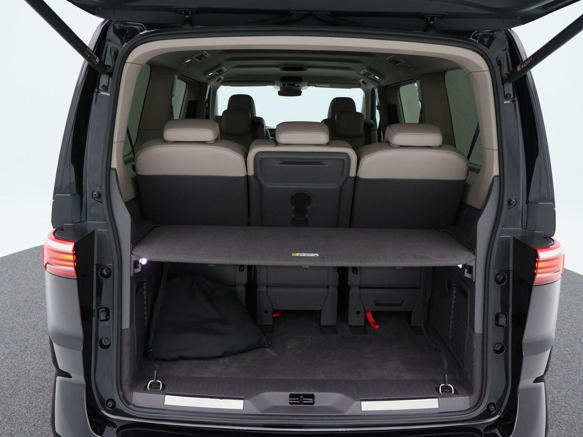 Volkswagen Multivan 1.4 218 Pk eHybrid L2H1 Style 7 Persoons | Full LED | Elektrische Schuifdeuren | Standkachel | Adaptive Cruise | Camera | Leder | 31.421 Km!!