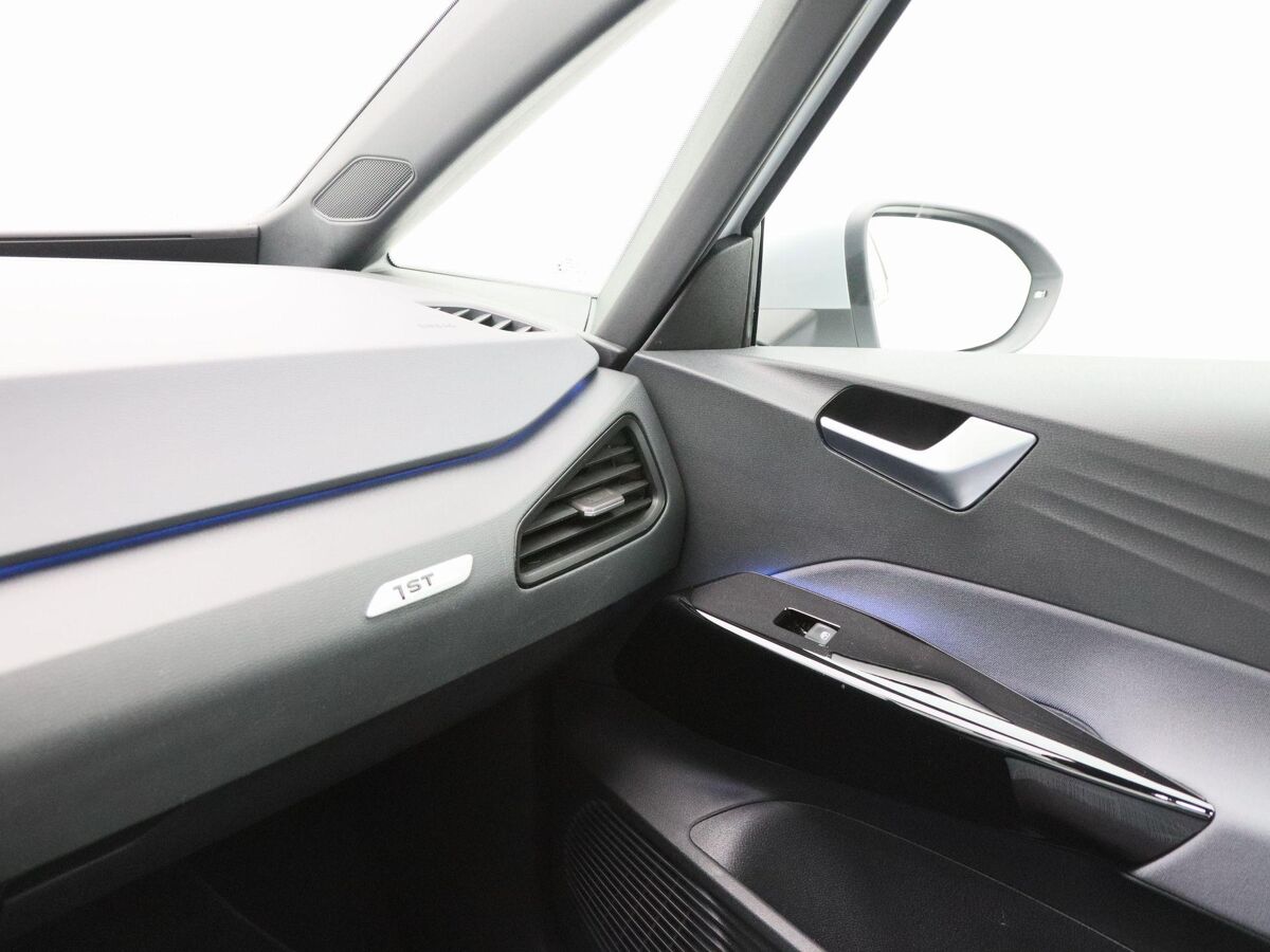 Volkswagen ID.3 First 58 kWh 204 Pk | Climate Controle | Adaptive Cruise | Navigatie | Stoelverwarming | Parkeersensoren | 75.476 Km!!