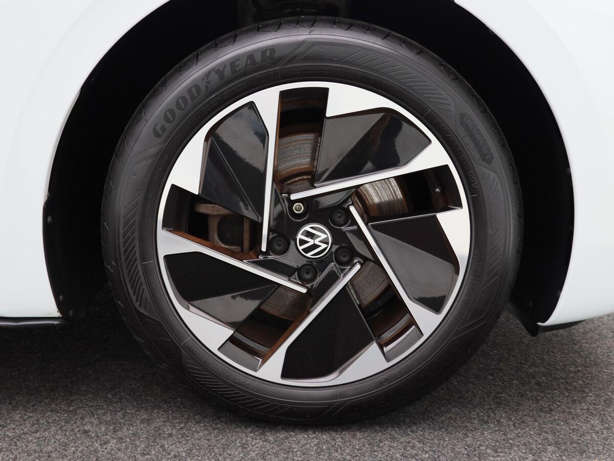 Volkswagen ID.3 First 58 kWh 204 Pk | Climate Controle | Adaptive Cruise | Navigatie | Stoelverwarming | Parkeersensoren | 75.476 Km!!