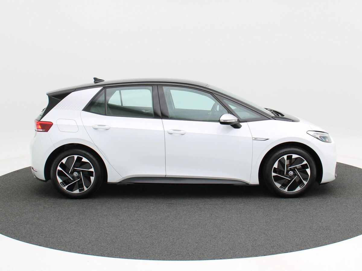 Volkswagen ID.3 First 58 kWh 204 Pk | Climate Controle | Adaptive Cruise | Navigatie | Stoelverwarming | Parkeersensoren | 75.476 Km!!
