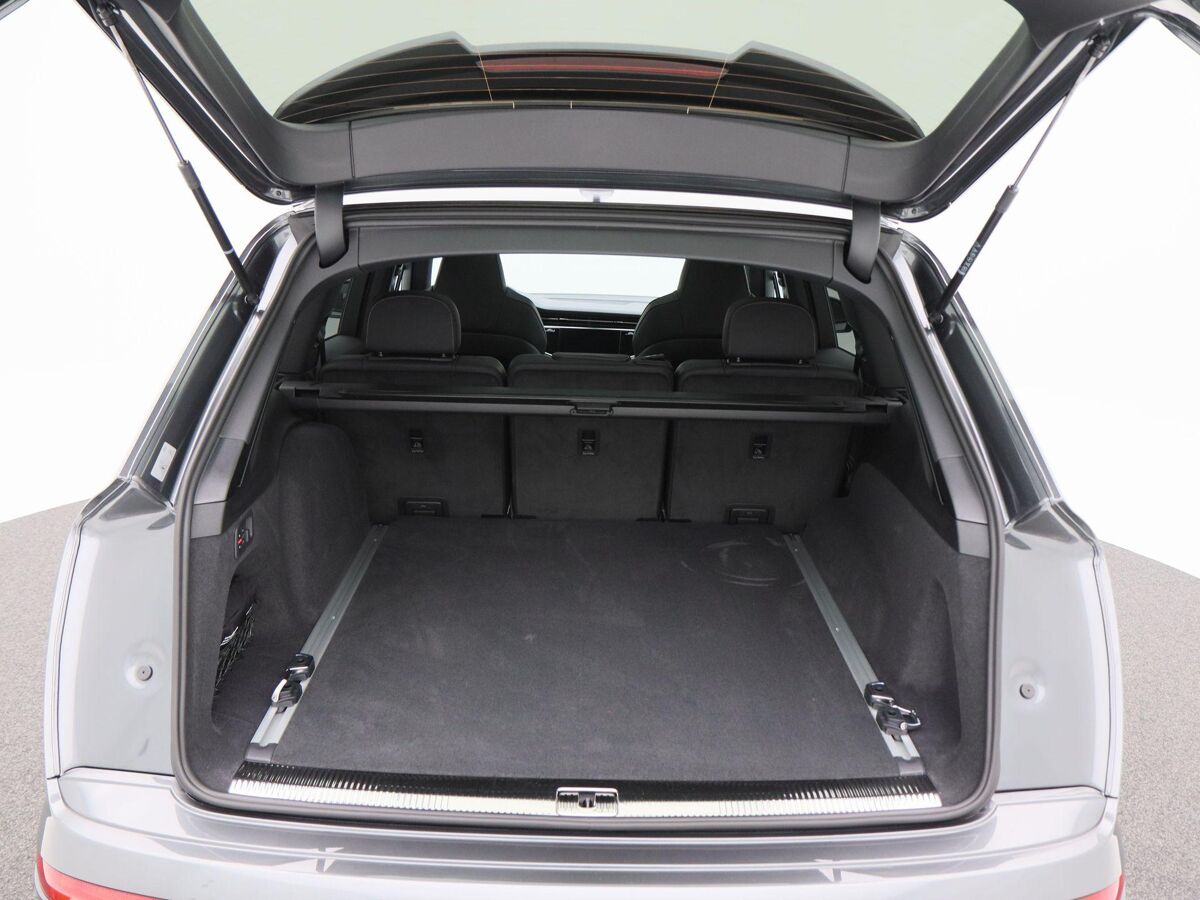 Audi Q7 Pro Line S 55 TFSI e |  394 PK SUV 8 versn. | NU € 6000,- E-PREMIE!!! | Bang & Olufsen 3d | Leder Valcona Sportstoelen | 22 inch | Luchtvering |