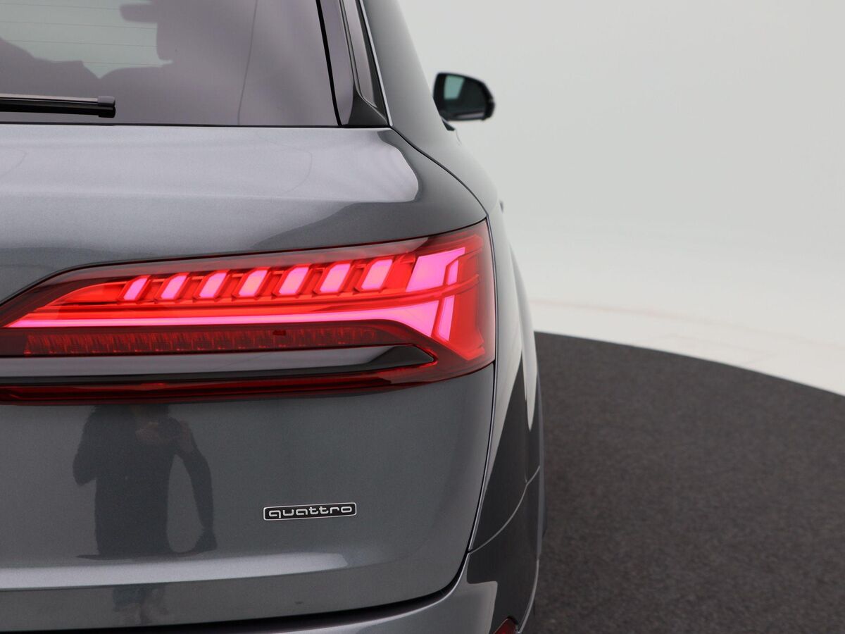 Audi Q7 Pro Line S 55 TFSI e |  394 PK SUV 8 versn. | NU € 6000,- E-PREMIE!!! | Bang & Olufsen 3d | Leder Valcona Sportstoelen | 22 inch | Luchtvering |