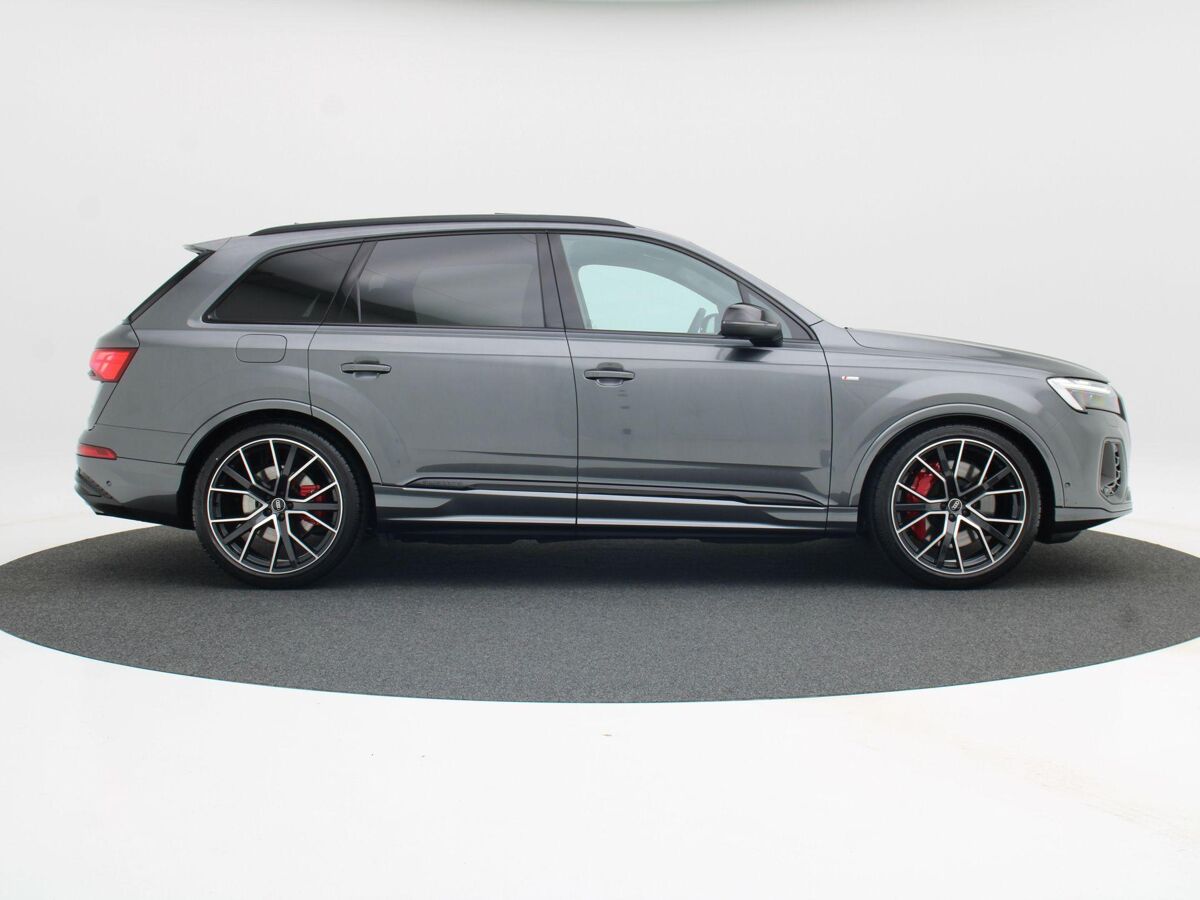 Audi Q7 Pro Line S 55 TFSI e |  394 PK SUV 8 versn. | NU € 6000,- E-PREMIE!!! | Bang & Olufsen 3d | Leder Valcona Sportstoelen | 22 inch | Luchtvering |
