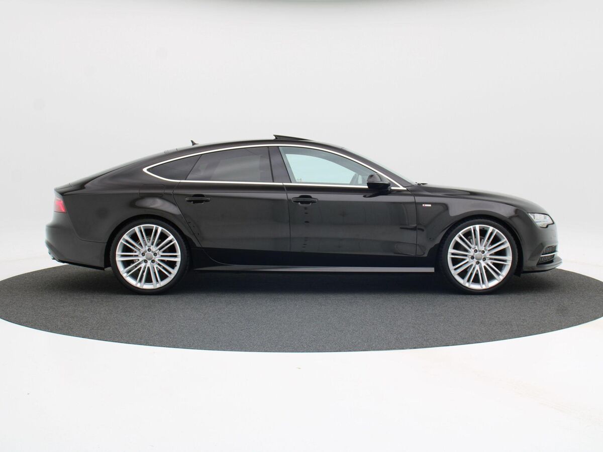 Audi A7 Sportback 1.8 TFSi 190 Pk S-Line Automaat 5-Persoons | Full LED | Navigatie | Leder | 21 Inch | Open Dak | Privacy Glass