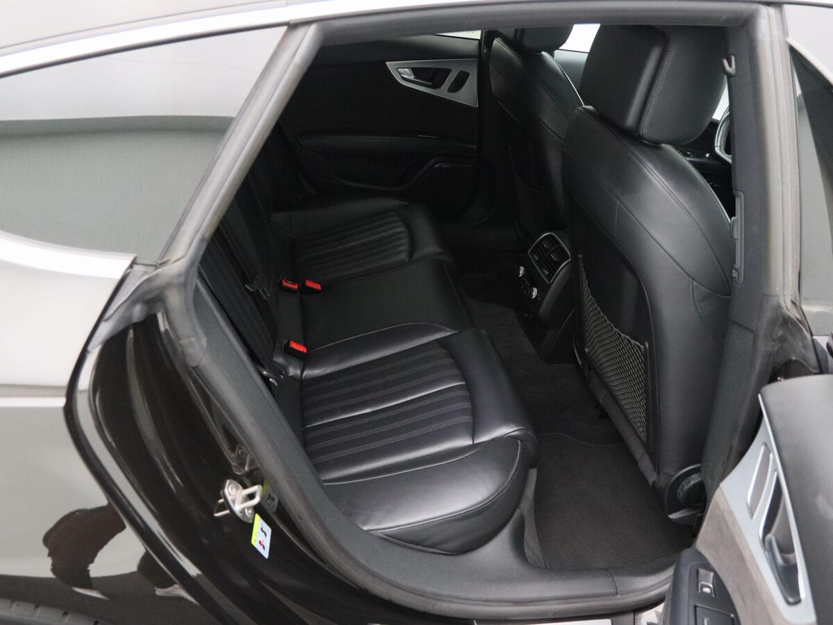 Audi A7 Sportback 1.8 TFSi 190 Pk S-Line Automaat 5-Persoons | Full LED | Navigatie | Leder | 21 Inch | Open Dak | Privacy Glass