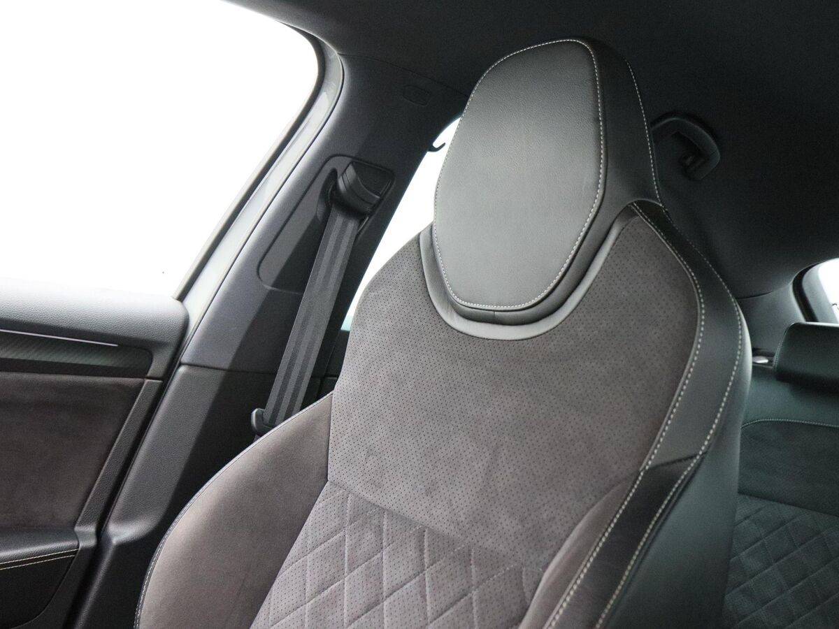 Škoda Superb 1.5 TSi 150 Pk Automaat Sportline Business | Full LED | Navigatie | Trekhaak | Canton Audio | 19 Inch | Steel Grey | Privacy Glass | 59.445 Km!!