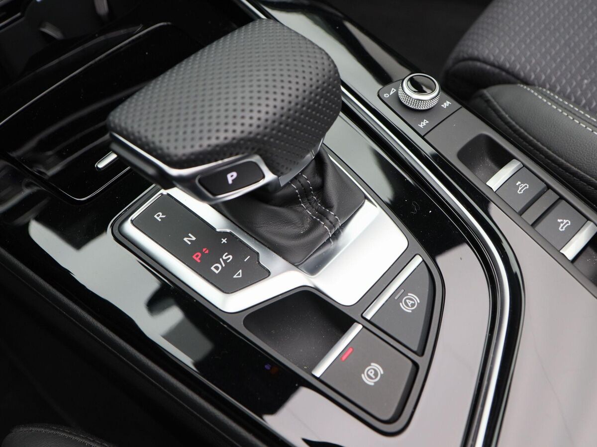 Audi A5 Cabriolet 40 TFSi 204 Pk Automaat quattro S Edition | Full LED | Navigatie | Nekverwarming | 19 Inch | Camera | Carplay | 8.678 Km!!