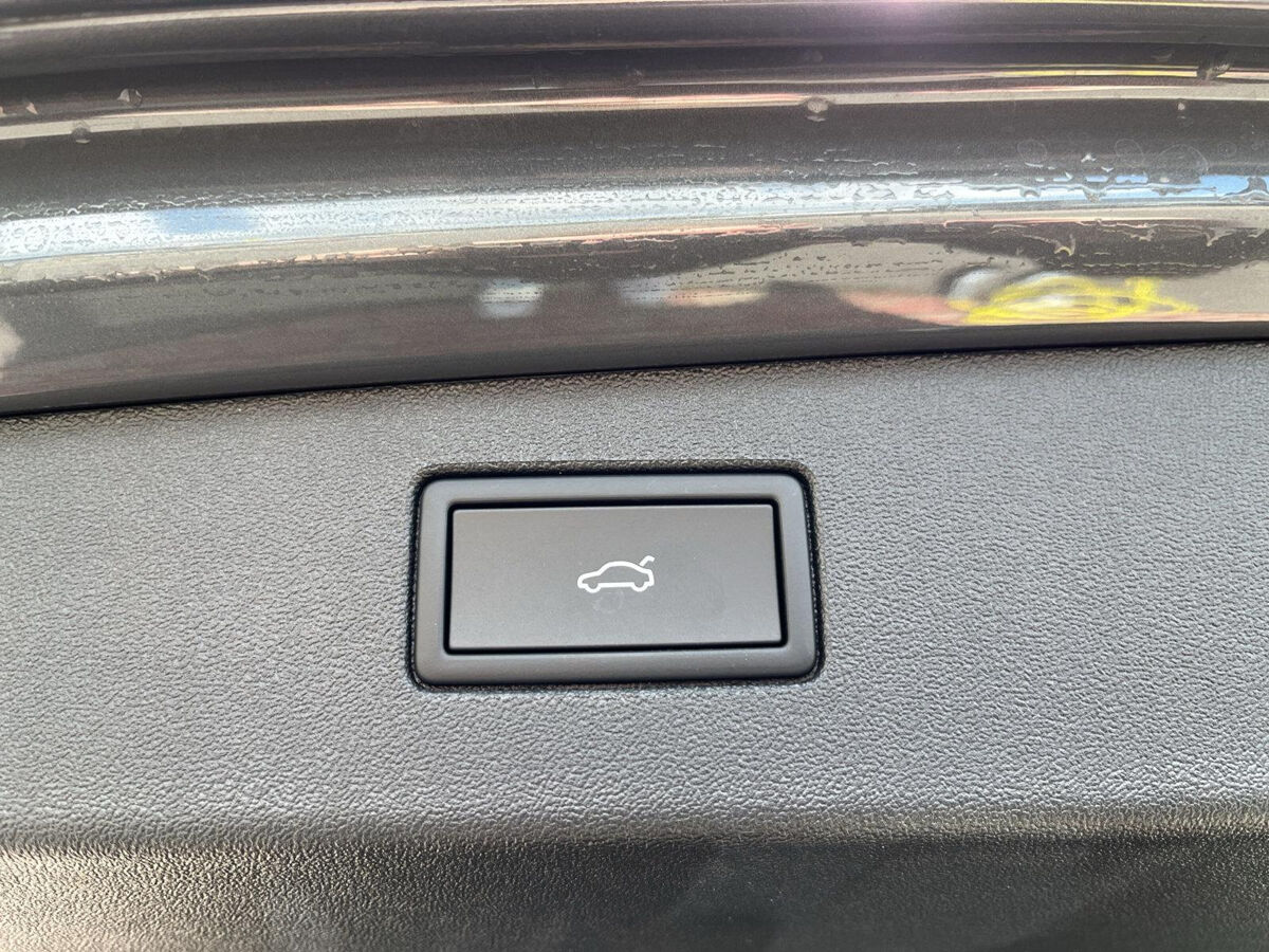 Volkswagen Tiguan 1.5 eHybrid Life Edition | PHEV | 204Pk | Trekhaak | LED | Elec. klep |