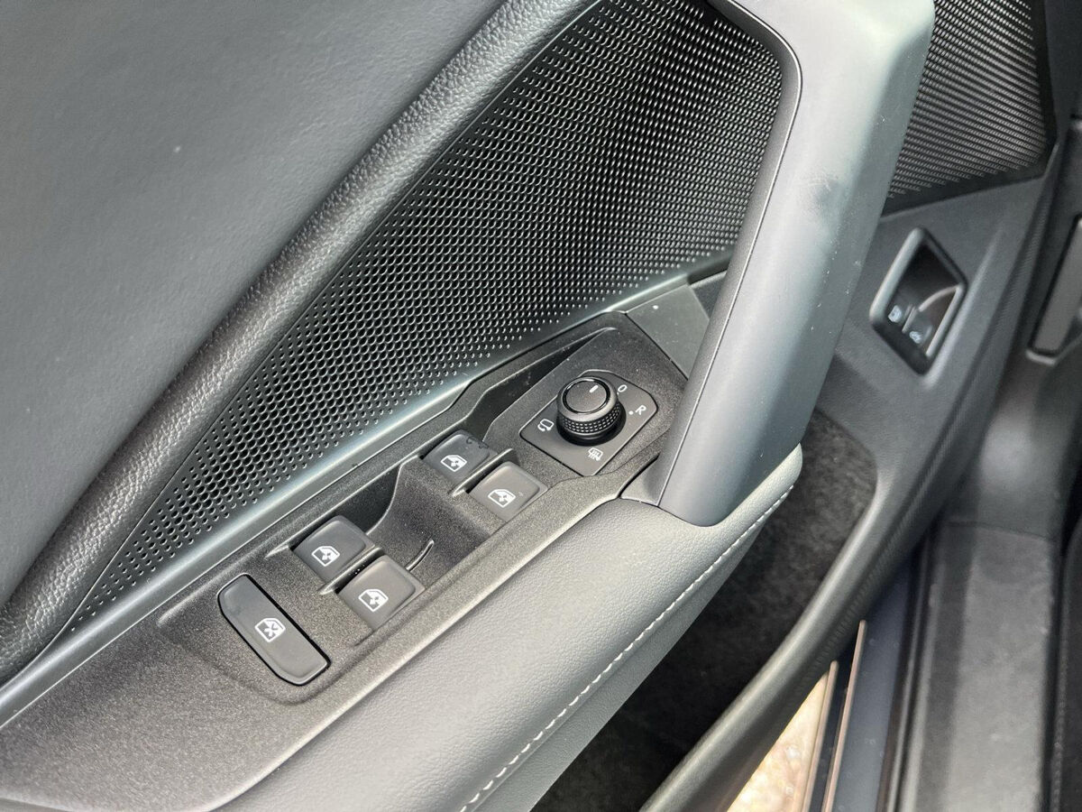 Volkswagen Tiguan 1.5 eHybrid Life Edition | PHEV | 204Pk | Trekhaak | LED | Elec. klep |