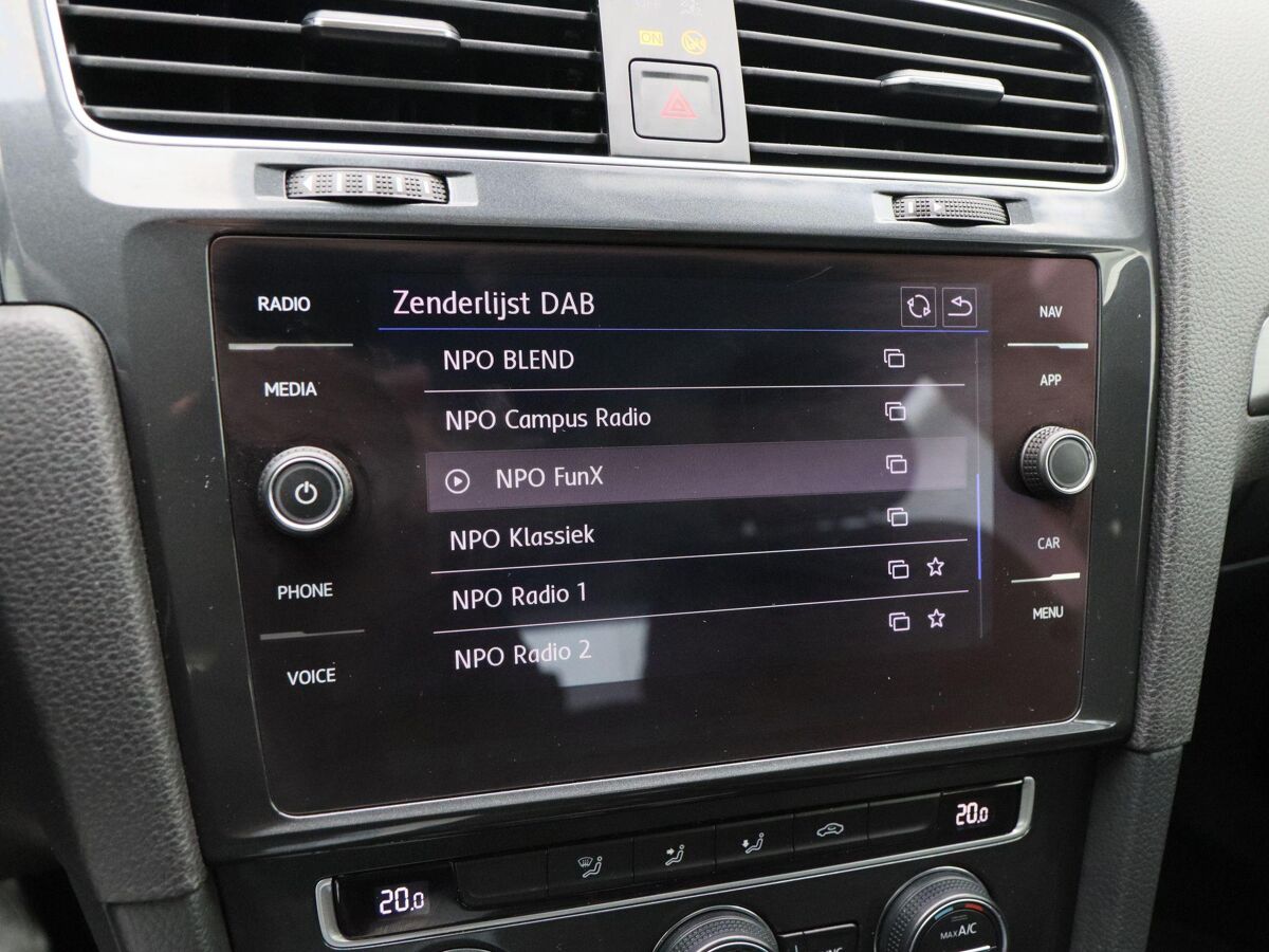 Volkswagen Golf 1.0 TSi 115 Pk Comfortline | Adaptive Cruise Control | Climate Control | Parkeersensoren | Navigatie | Carplay | 89.228 Km!!