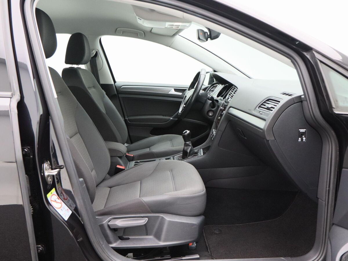 Volkswagen Golf 1.0 TSi 115 Pk Comfortline | Adaptive Cruise Control | Climate Control | Parkeersensoren | Navigatie | Carplay | 89.228 Km!!
