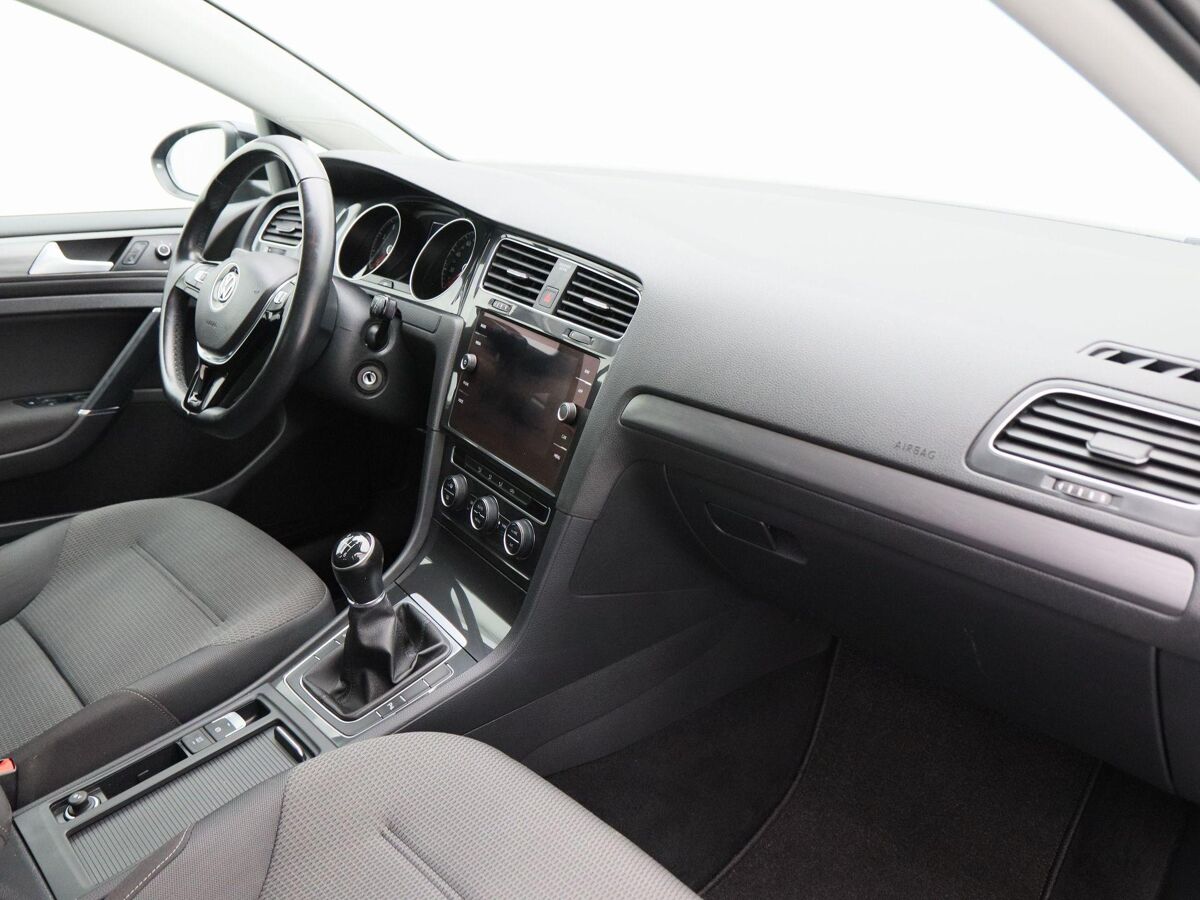 Volkswagen Golf 1.0 TSi 115 Pk Comfortline | Adaptive Cruise Control | Climate Control | Parkeersensoren | Navigatie | Carplay | 89.228 Km!!