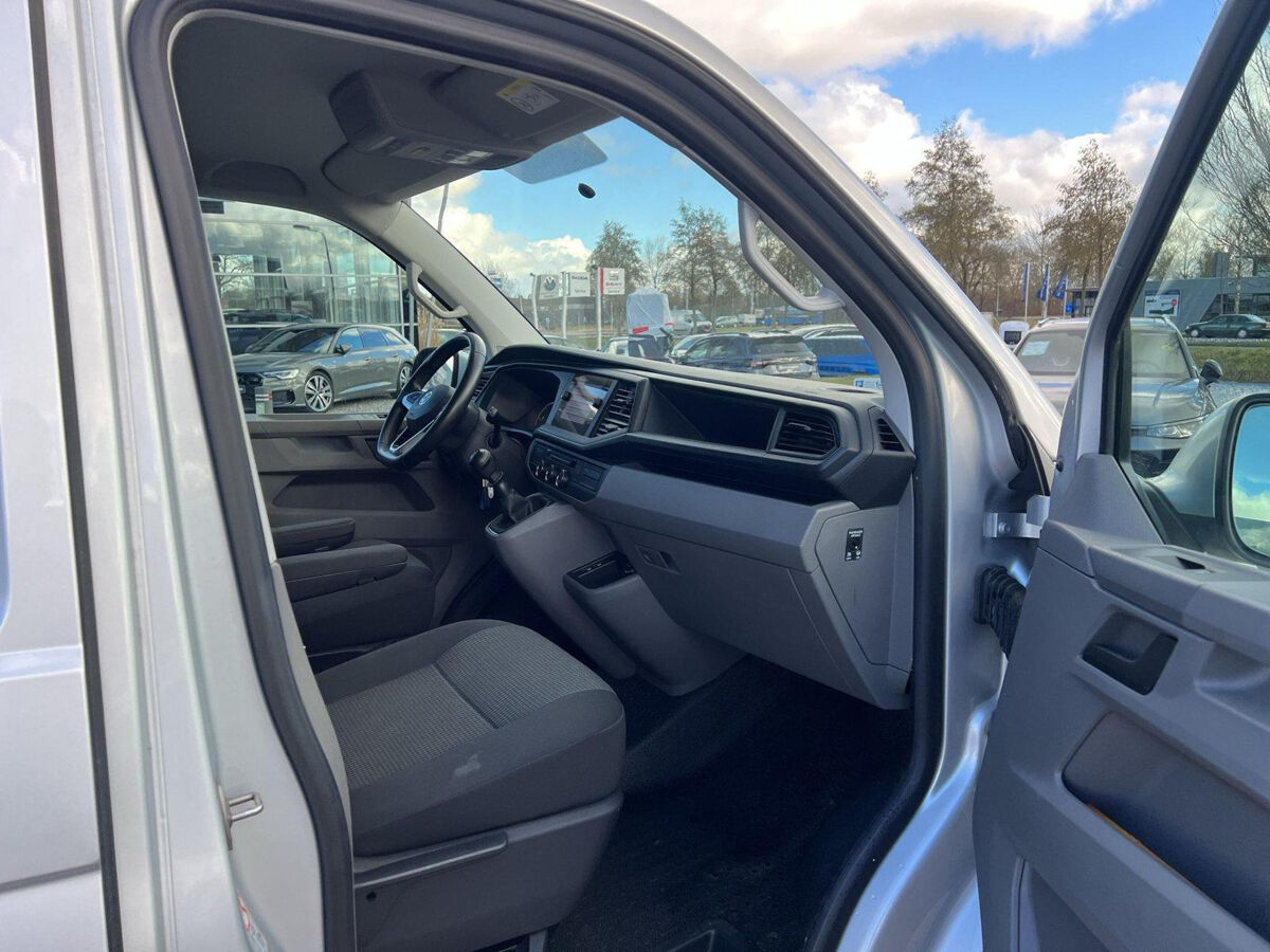 VW-Bedrijfswagens Transporter 2.0 TDI L1H1 Trendline | 150Pk | A-Deuren | Navi | LED |