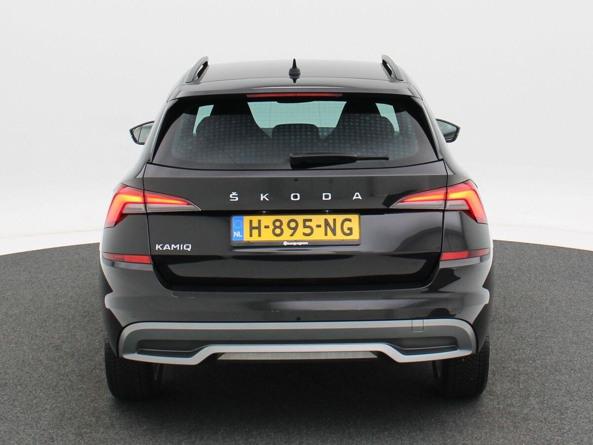 Škoda Kamiq 1.0 TSi 115 Pk Automaat Sport Business | Adaptive Cruise | Climate Control | 17 Inch | Stoelverwarming | Carplay | 71.134 Km!!