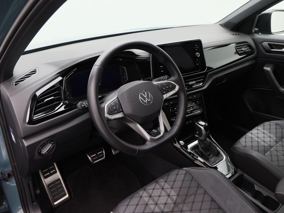 Volkswagen T-Roc 1.5 TSi 150 Pk Automaat R-Line Business | Full LED | Black Style | Panoramadak | Navigatie | Stoelverwarming | Camera | 18 Inch | 22.475 Km!!