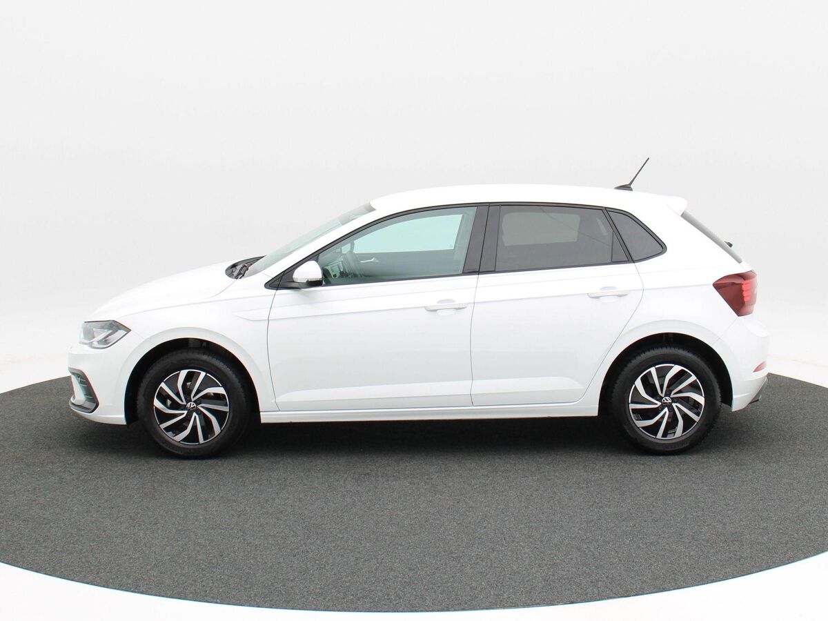 Volkswagen Polo 1.0 TSi Life | Airco | Adaptive Cruise | 15 Inch | Carplay | Privacy Glass | 32.010 Km!!