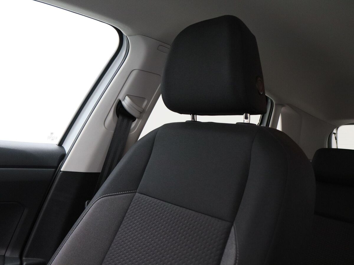 Volkswagen Polo 1.0 TSi Life | Airco | Adaptive Cruise | 15 Inch | Carplay | Privacy Glass | 32.010 Km!!