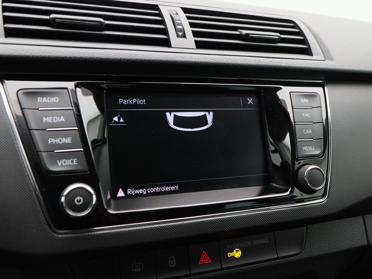 Škoda Fabia Combi 1.0 TSi Automaat Ambition | Cruise Control | CarPlay | Navigatie | Bluetooth | 15 Inch | 62.727 Km!!