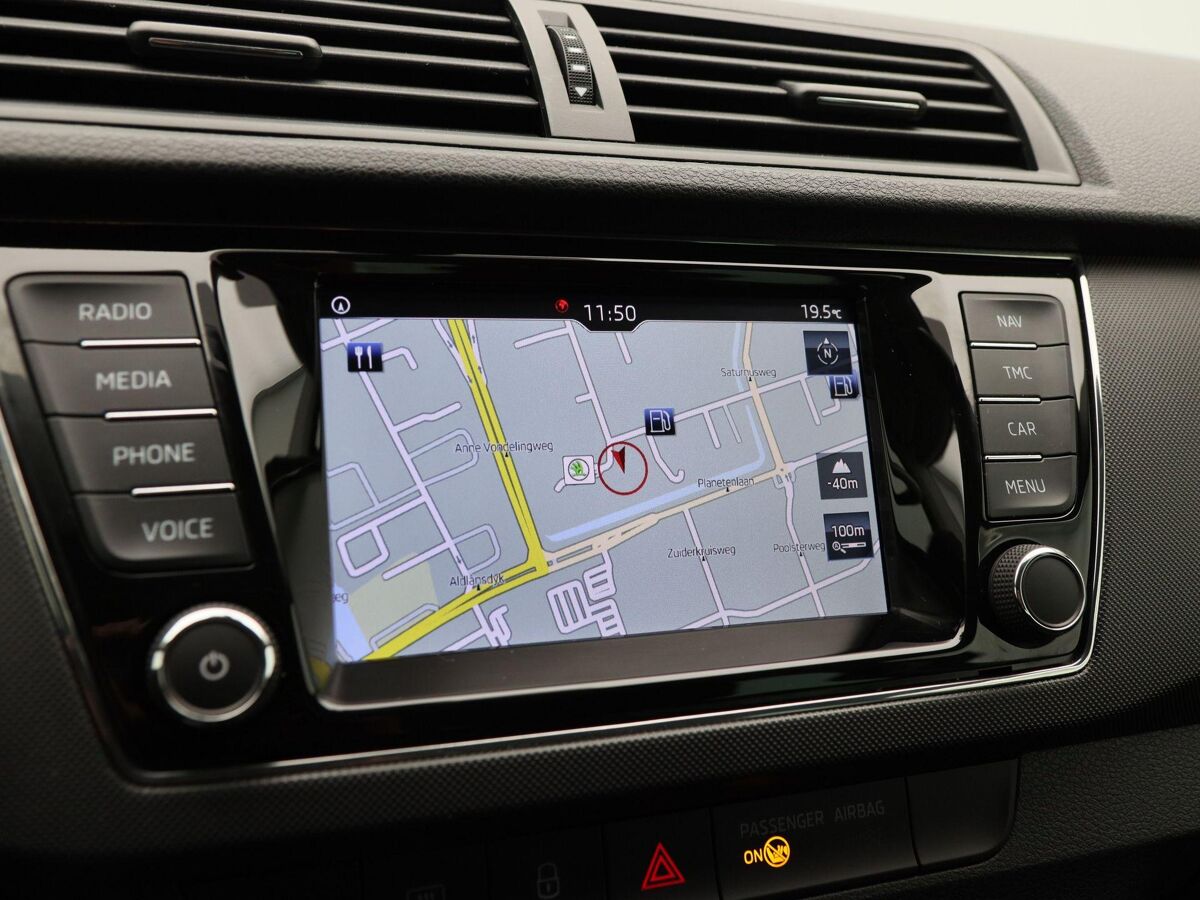 Škoda Fabia Combi 1.0 TSi Automaat Ambition | Cruise Control | CarPlay | Navigatie | Bluetooth | 15 Inch | 62.727 Km!!