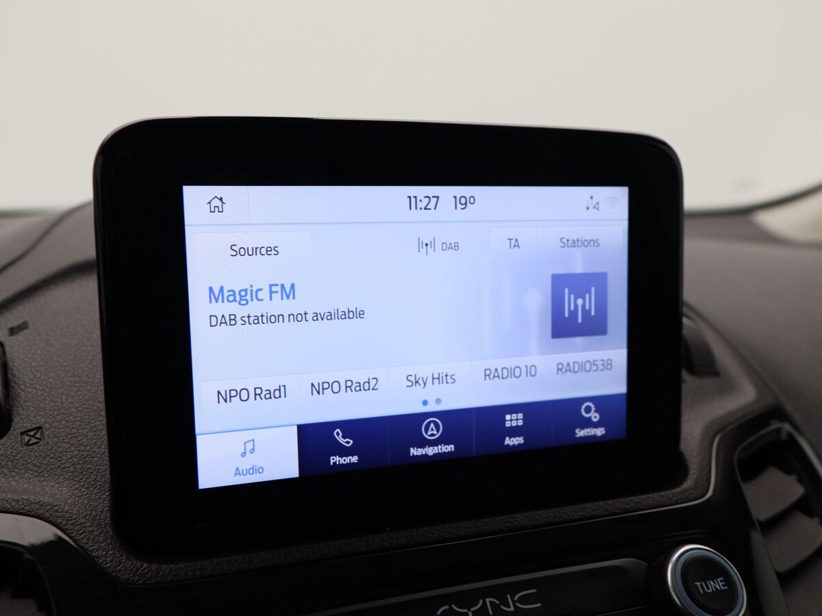 Ford Transit Connect 1.5 EcoBlue L2 Limited | Cruise Control | Climate Control | Stoelverwarming | Bluetooth | Navigatie | Trekhaak | Camera | 53617 Km!!